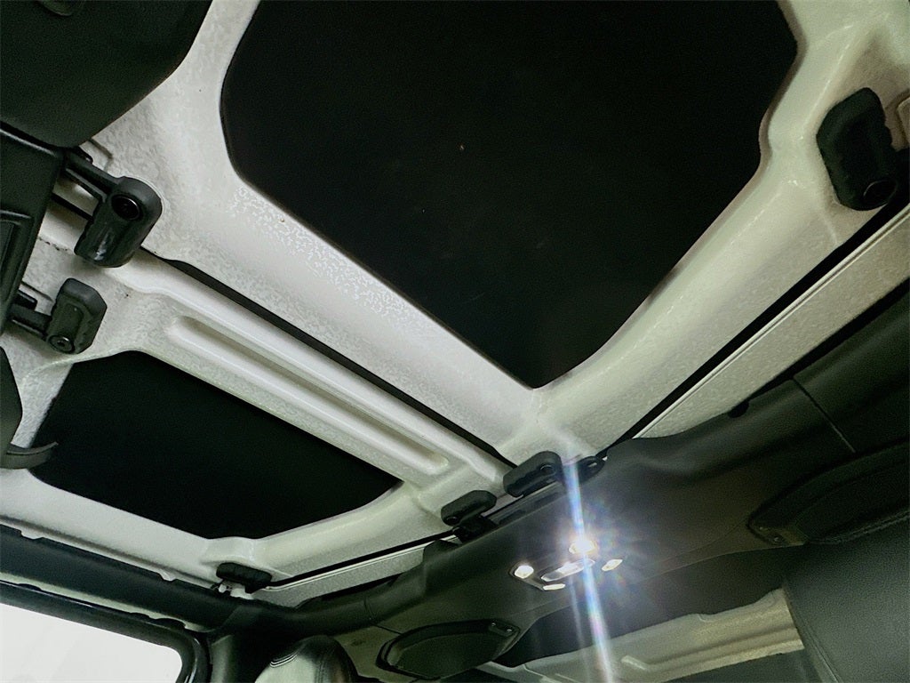 2021 Jeep Wrangler Unlimited Sahara Altitude 4x4