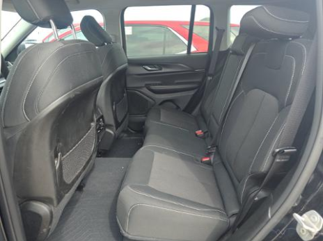 2023 Jeep Grand Cherokee Laredo 4x4