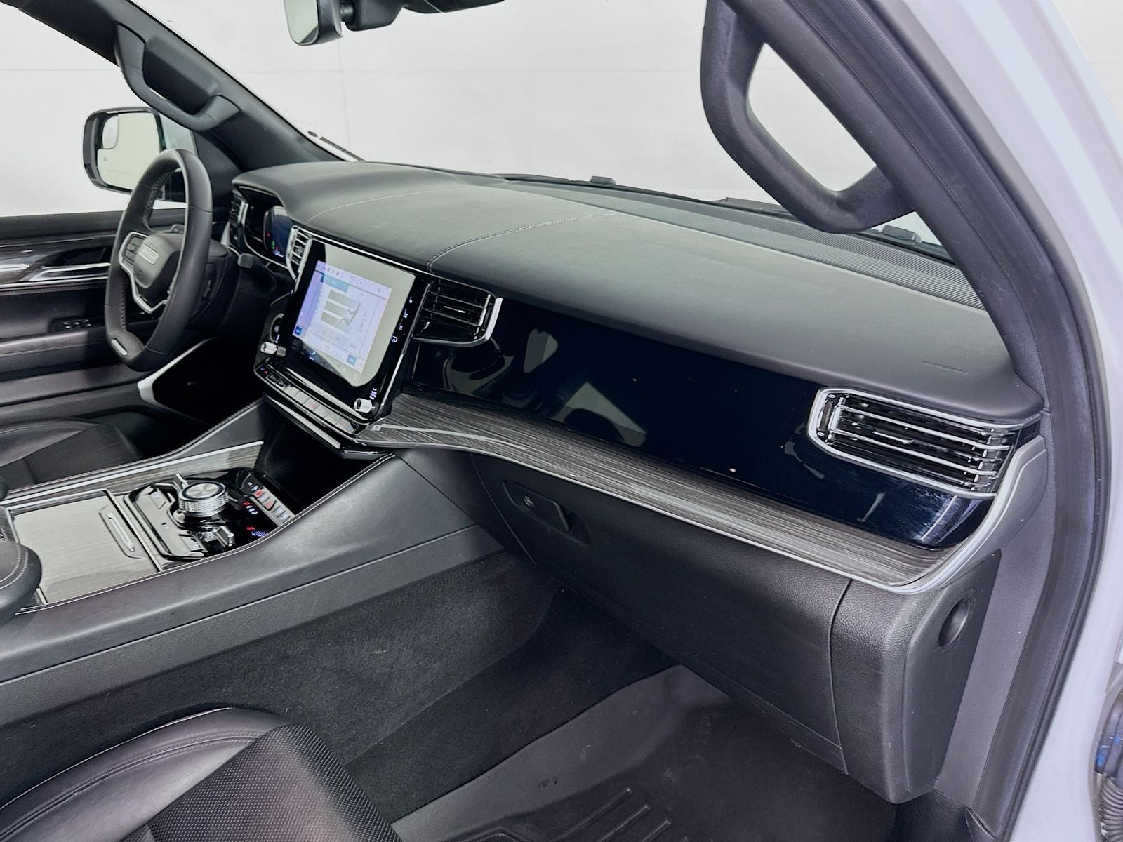 2022 Jeep Wagoneer Series III 4x4