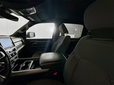 2022 RAM 1500 Big Horn Crew Cab 4x4 5'7' Box