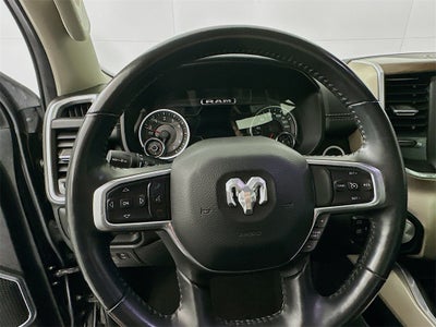 2022 RAM 1500 Laramie Crew Cab 4x4 5'7' Box