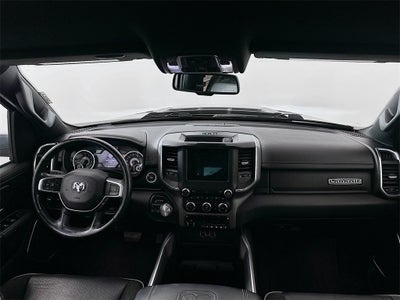 2020 RAM 1500 Laramie Crew Cab 4x4 5'7' Box