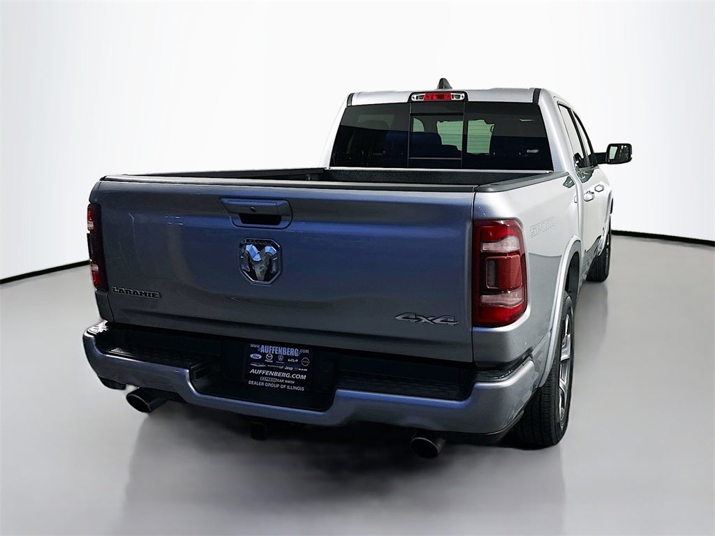 2020 RAM 1500 Laramie Crew Cab 4x4 5'7' Box
