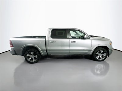 2020 RAM 1500 Laramie Crew Cab 4x4 5'7' Box