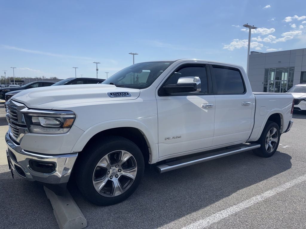 2019 RAM 1500 Laramie Crew Cab 4x4 5'7' Box