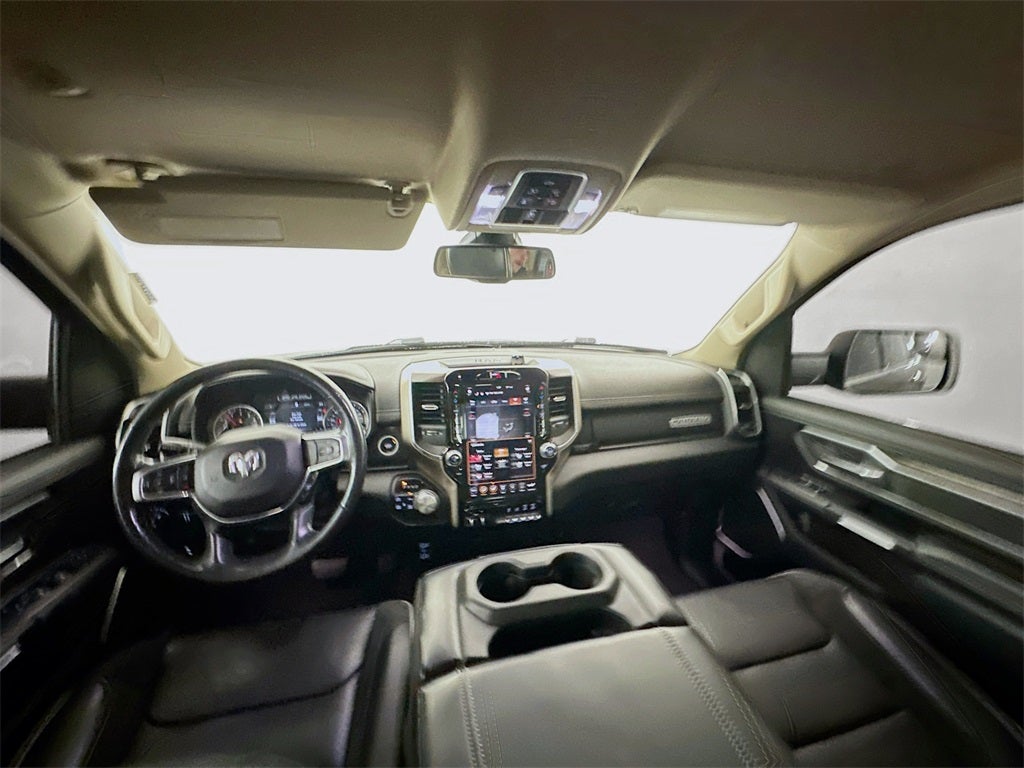 2019 RAM 1500 Laramie Crew Cab 4x4 5'7' Box