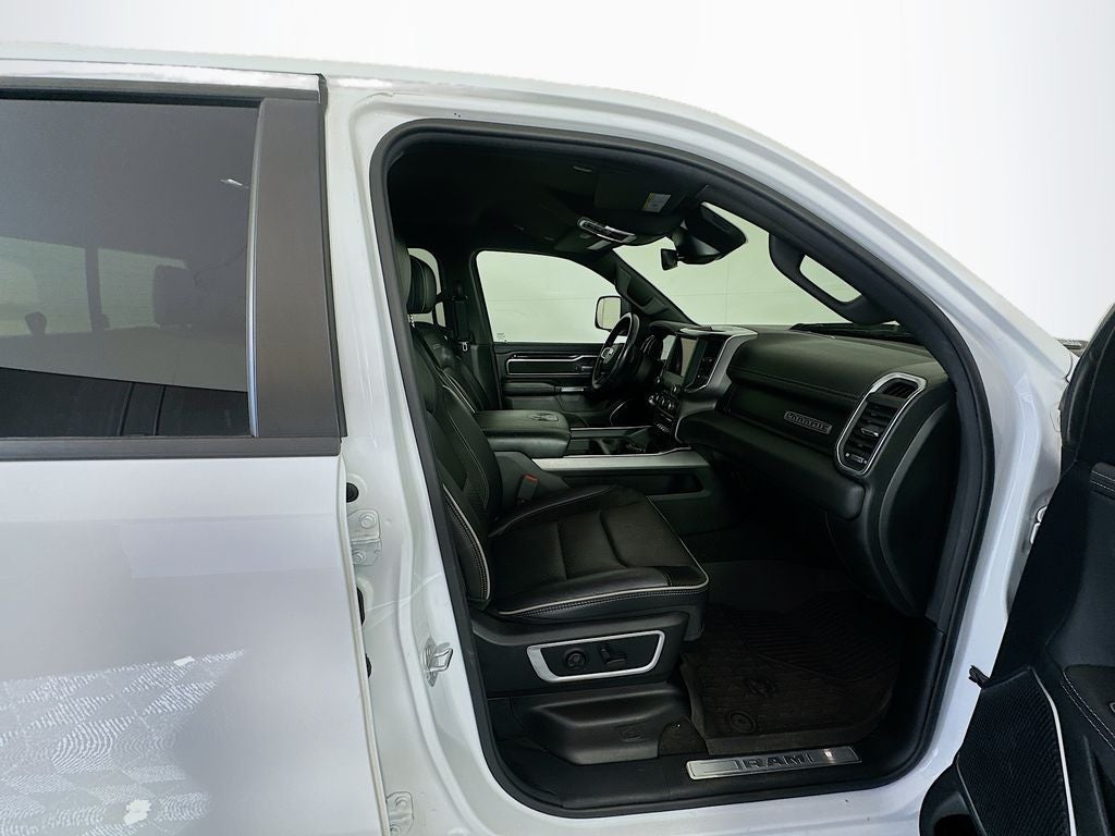 2021 RAM 1500 Laramie Crew Cab 4x4 5'7' Box