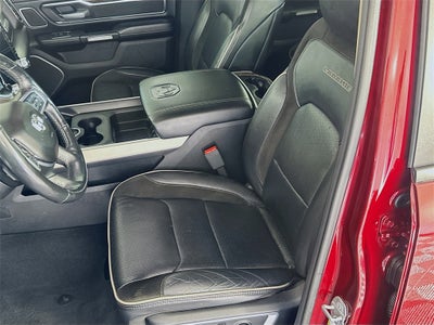 2019 RAM 1500 Laramie Crew Cab 4x4 5'7' Box