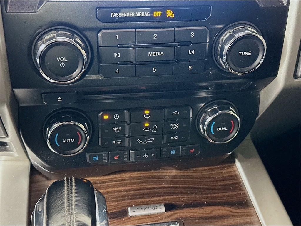 2017 Ford F-150 LARIAT