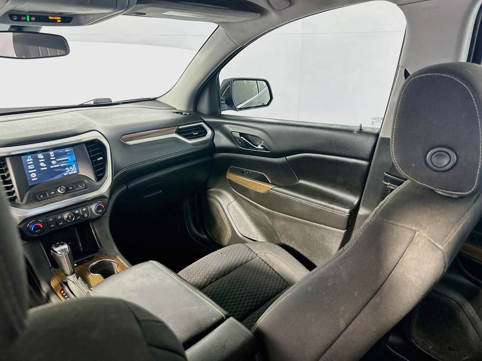 2018 GMC Acadia SLE-1