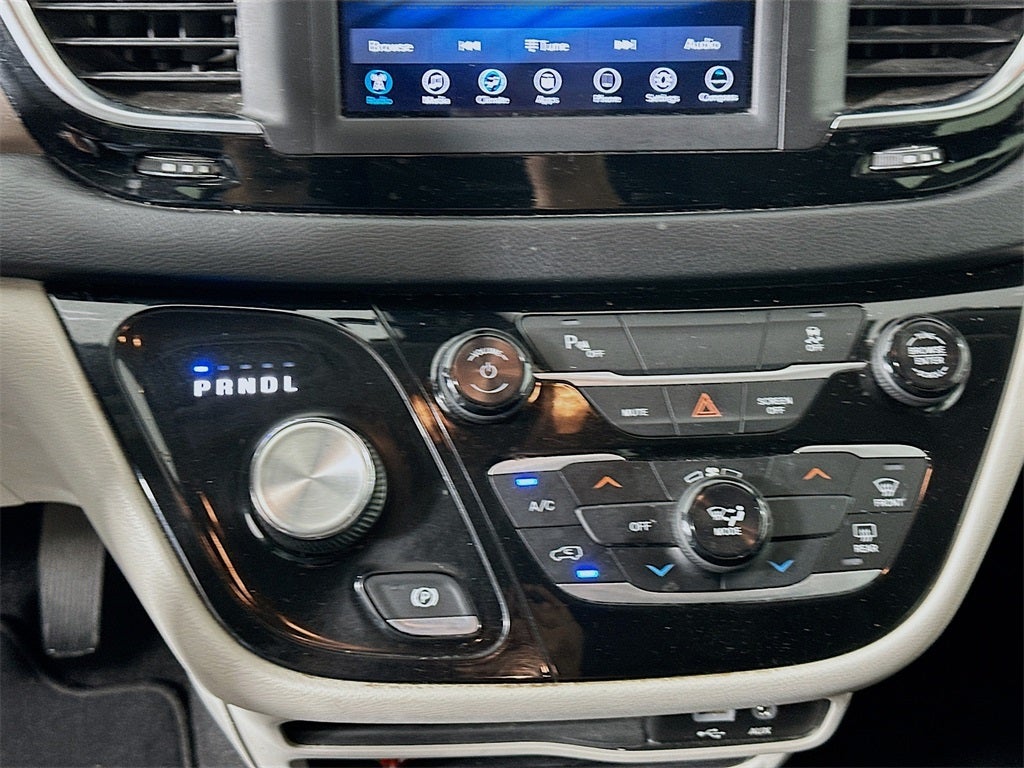 2018 Chrysler Pacifica L