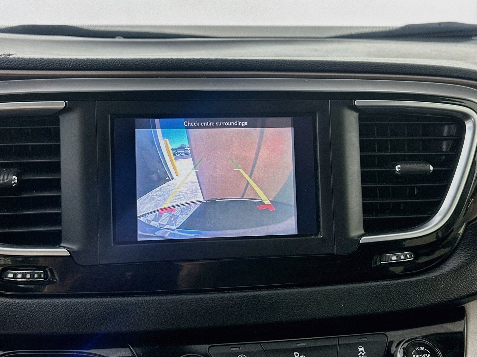 2019 Chrysler Pacifica Touring L