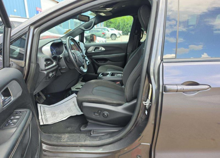 2021 Chrysler Pacifica Touring