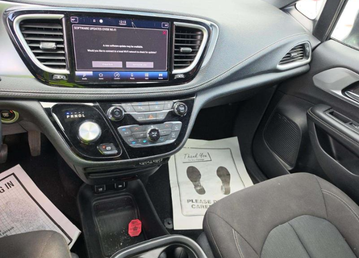 2021 Chrysler Pacifica Touring