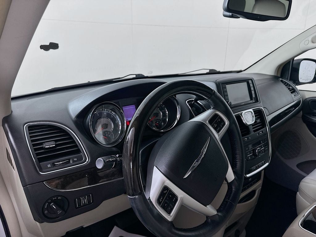 2014 Chrysler Town & Country Limited