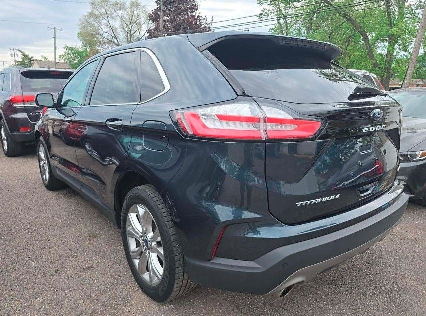 2022 Ford Edge Titanium