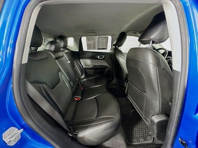 2022 Jeep Compass Latitude FWD