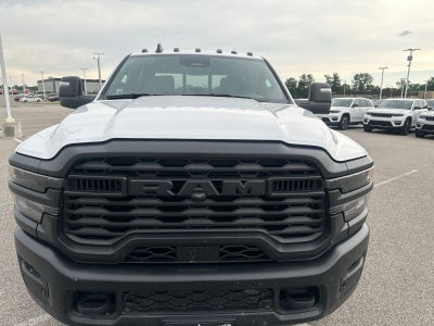 2025 RAM 3500 Tradesman Crew Cab 4x4 8' Box