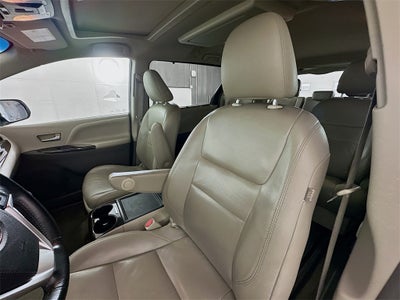 2015 Toyota Sienna XLE Premium 7 Passenger