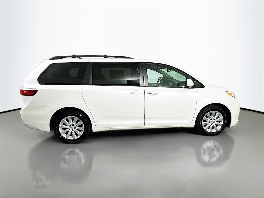 2015 Toyota Sienna XLE Premium 7 Passenger