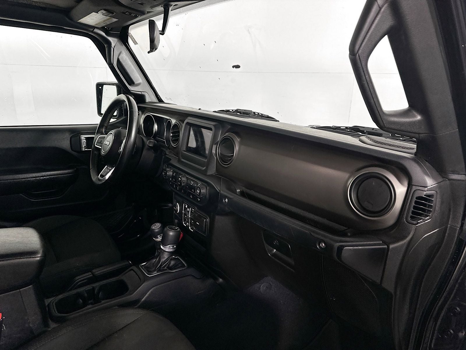 2020 Jeep Gladiator Sport