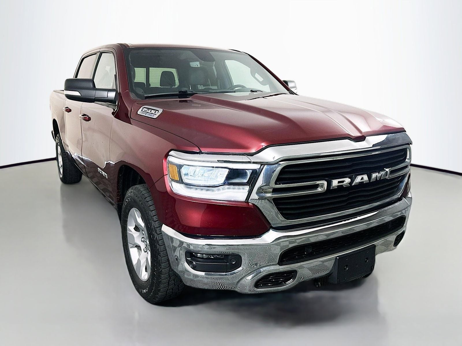2021 RAM 1500 Big Horn/Lone Star 4x4 Crew Cab 5'7's photo