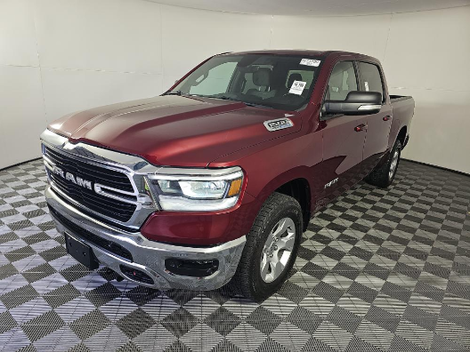 2021 RAM 1500 Big Horn/Lone Star 4x4 Crew Cab 5'7's photo