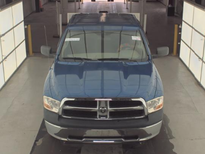 2010 RAM 1500 ST Quad Cab's photo
