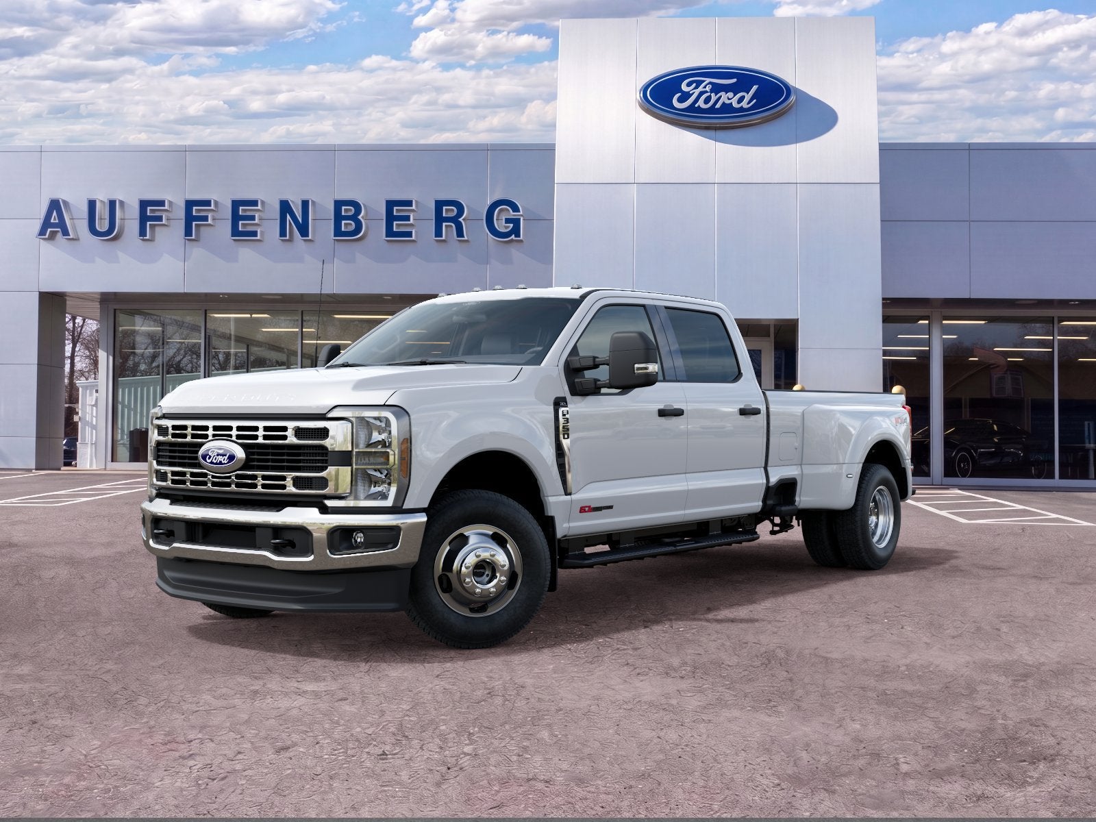 2027 Ford F-350SD XLT DRW