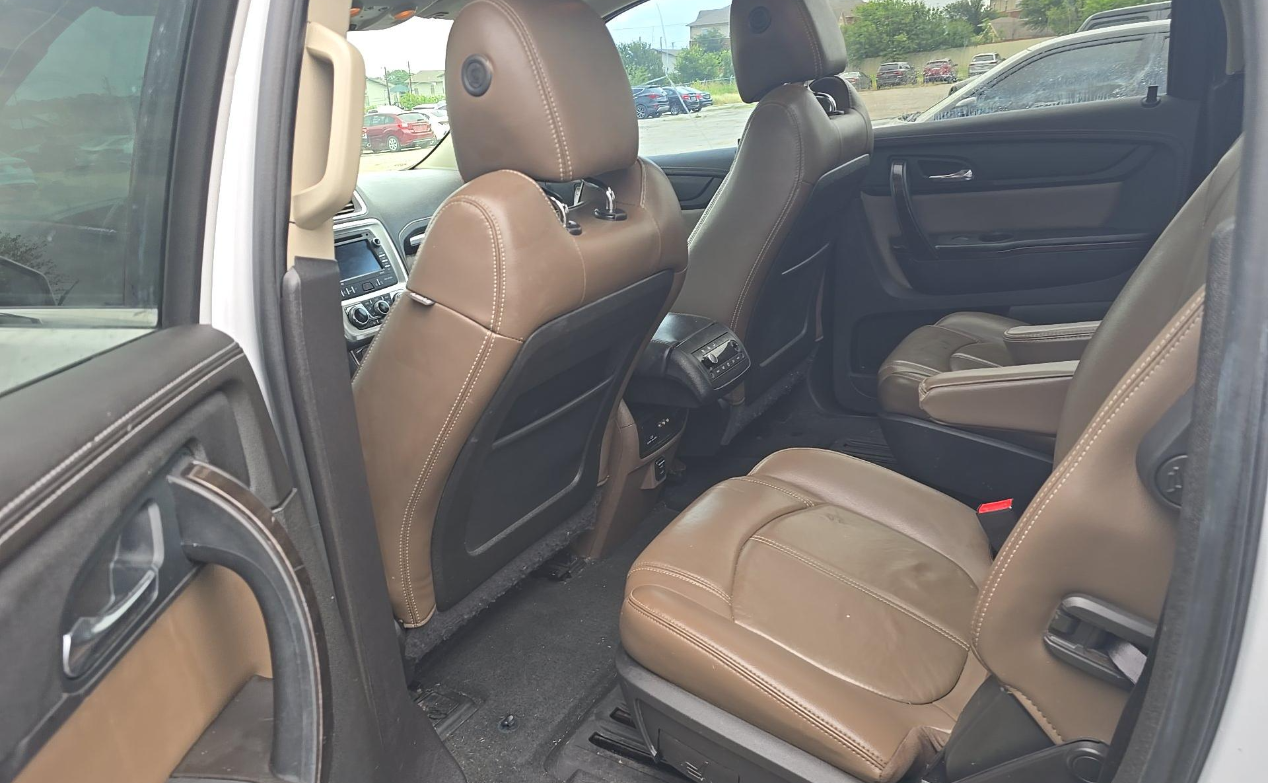 2016 GMC Acadia SLT-1