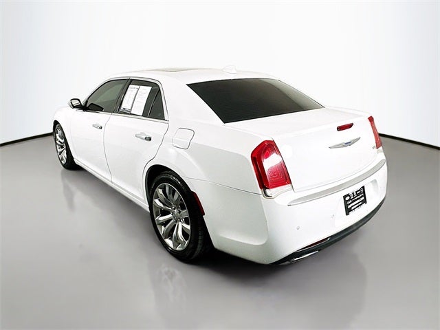 2017 Chrysler 300 C