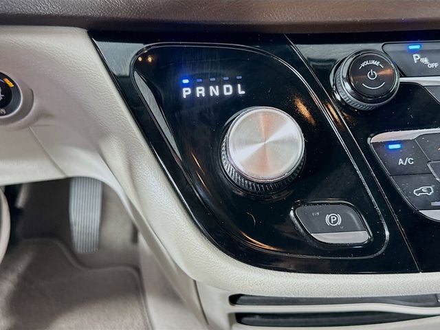 2019 Chrysler Pacifica L