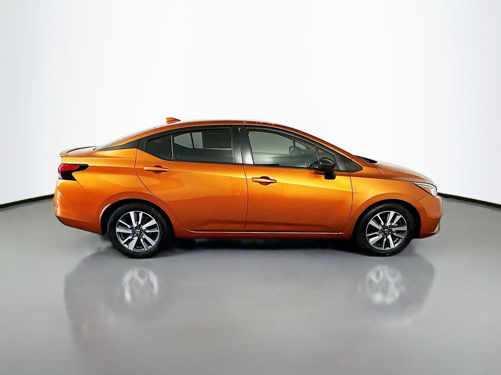 2020 Nissan Versa 1.6 SV