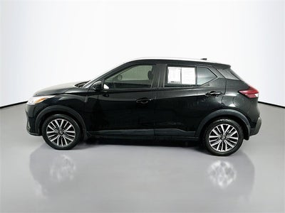 2022 Nissan Kicks SV
