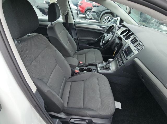 2017 Volkswagen Golf TSI SEL 4-Door
