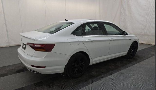 2019 Volkswagen Jetta R-Line