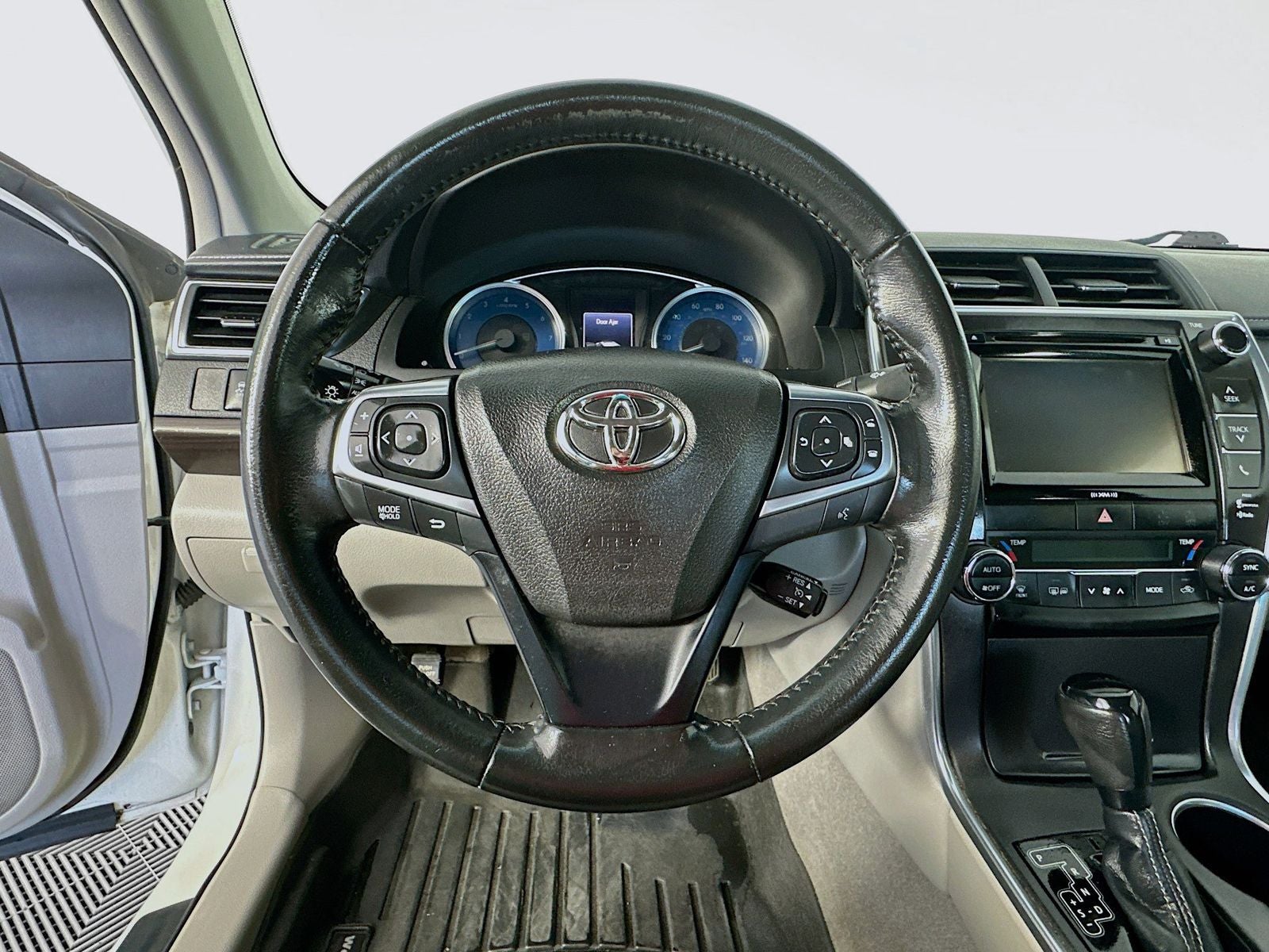 2016 Toyota Camry XLE