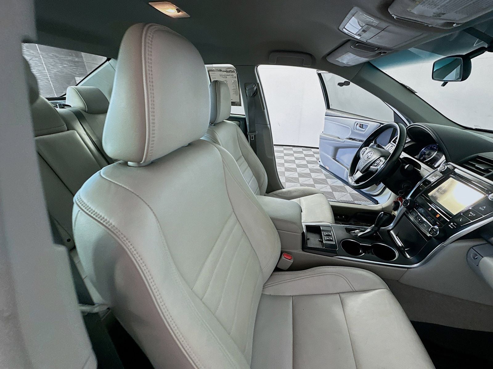 2016 Toyota Camry XLE