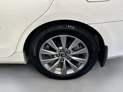 2016 Toyota Camry XLE
