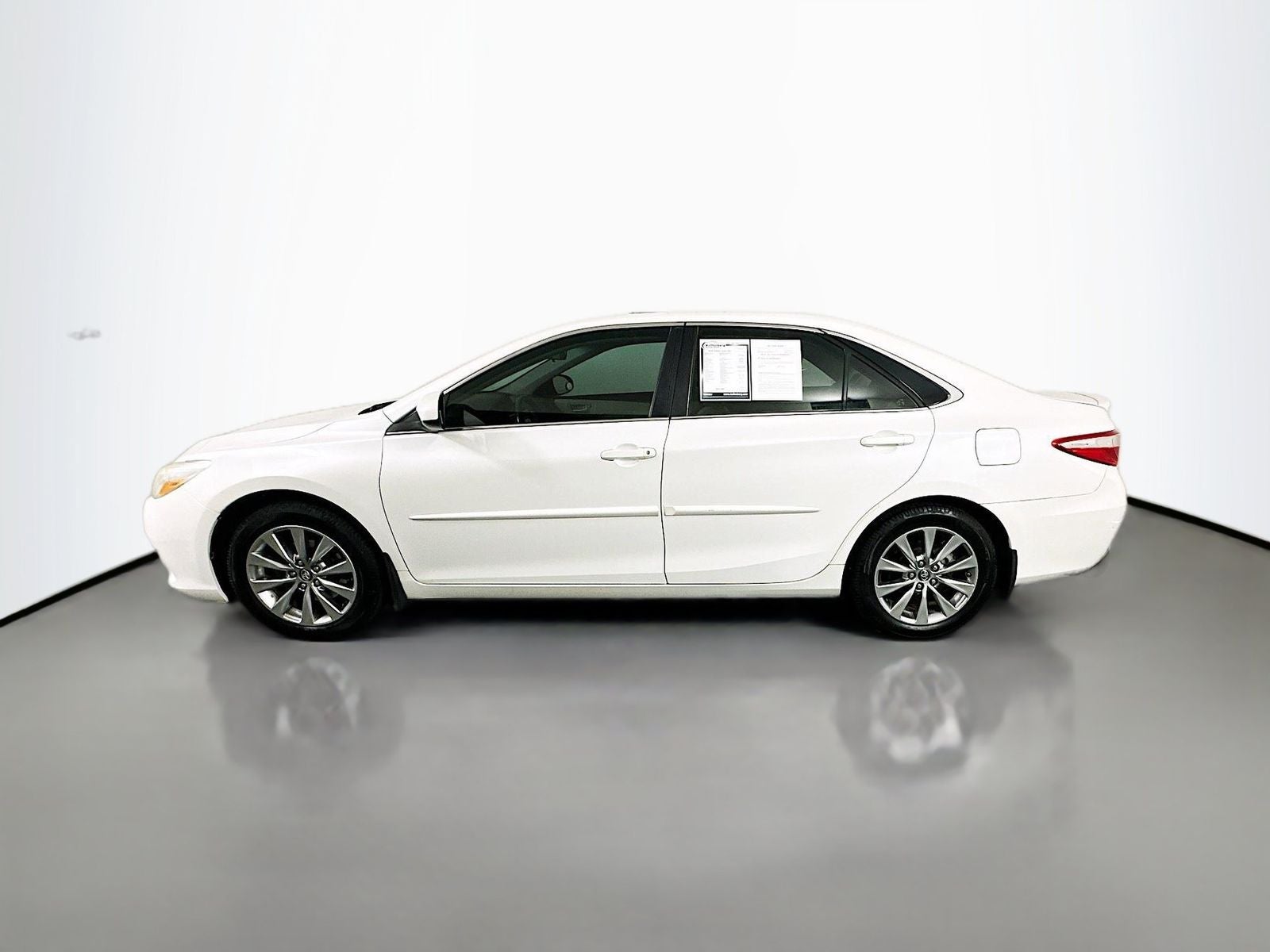 2016 Toyota Camry XLE