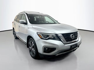 2017 Nissan Pathfinder Platinum