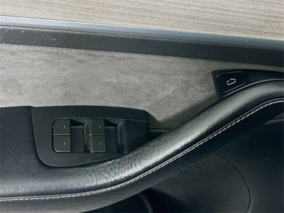 2022 Tesla Model 3 Base