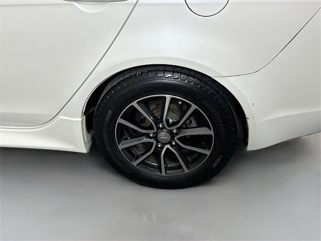 2017 Mitsubishi Lancer ES