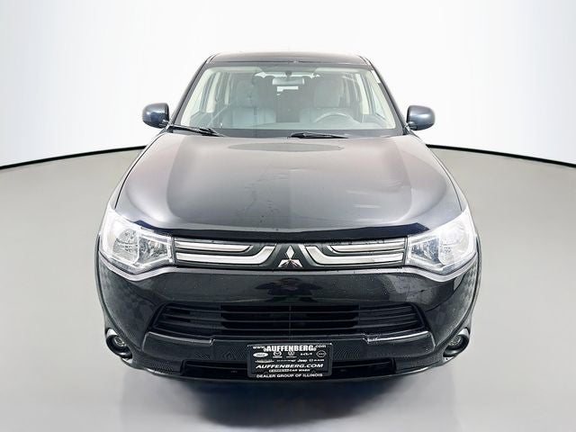 2014 Mitsubishi Outlander ES