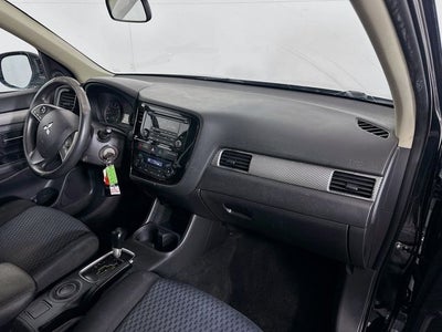 2014 Mitsubishi Outlander ES