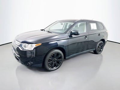2014 Mitsubishi Outlander ES