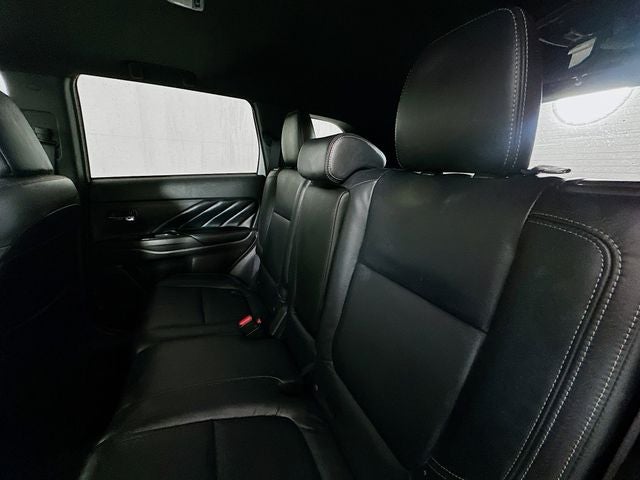 2019 Mitsubishi Outlander PHEV Base