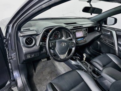2016 Toyota RAV4 SE
