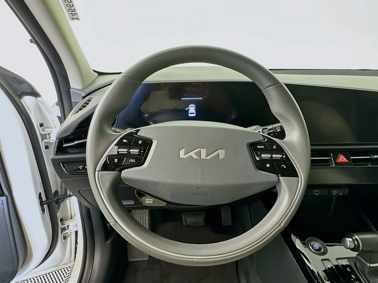 2023 Kia Niro EX