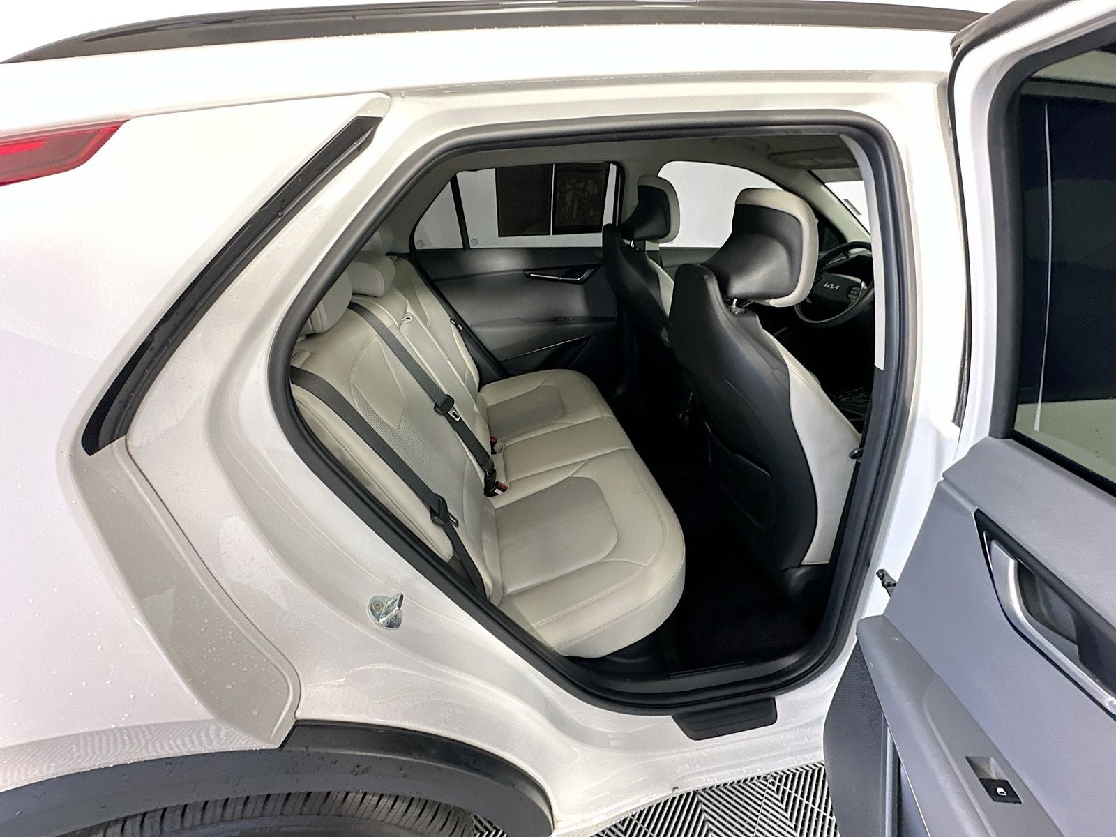 2023 Kia Niro EX